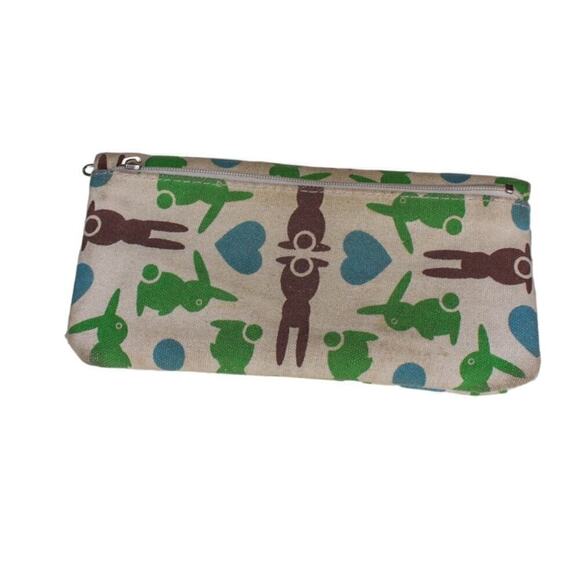 Bungalow 360 Canvas Wallet Bunny Rabbits Hearts Envelope Style - Picture 2 of 4